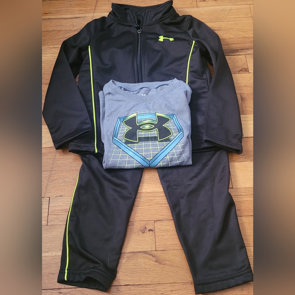 Under Armour Black and Neon Green Apparel Set With Coordinating T-shirt